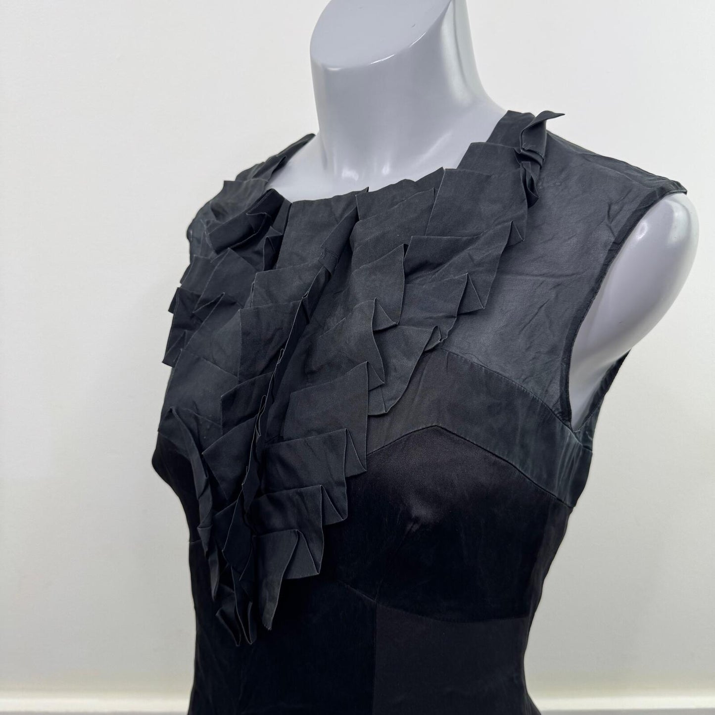 Y2K vintage Karen Millen silk blouse sleeveless ruffle high neck keyhole
