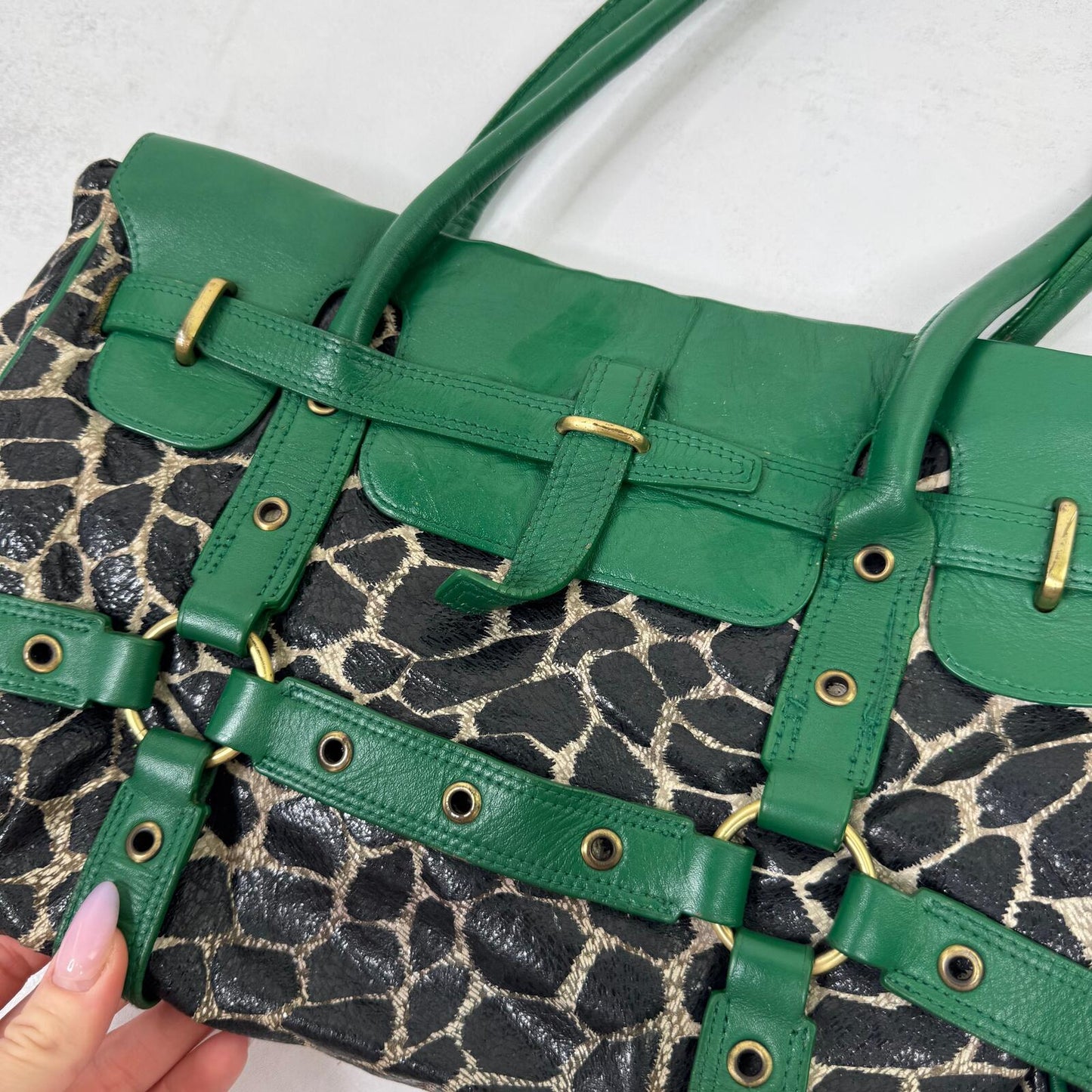 Y2K vintage shoulder bag genuine leather grommet giraffe print green large size