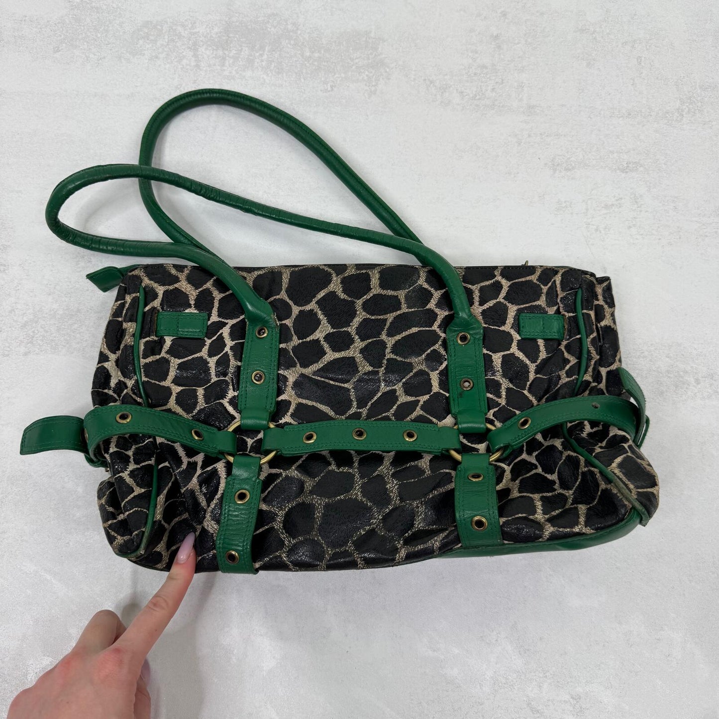 Y2K vintage shoulder bag genuine leather grommet giraffe print green large size