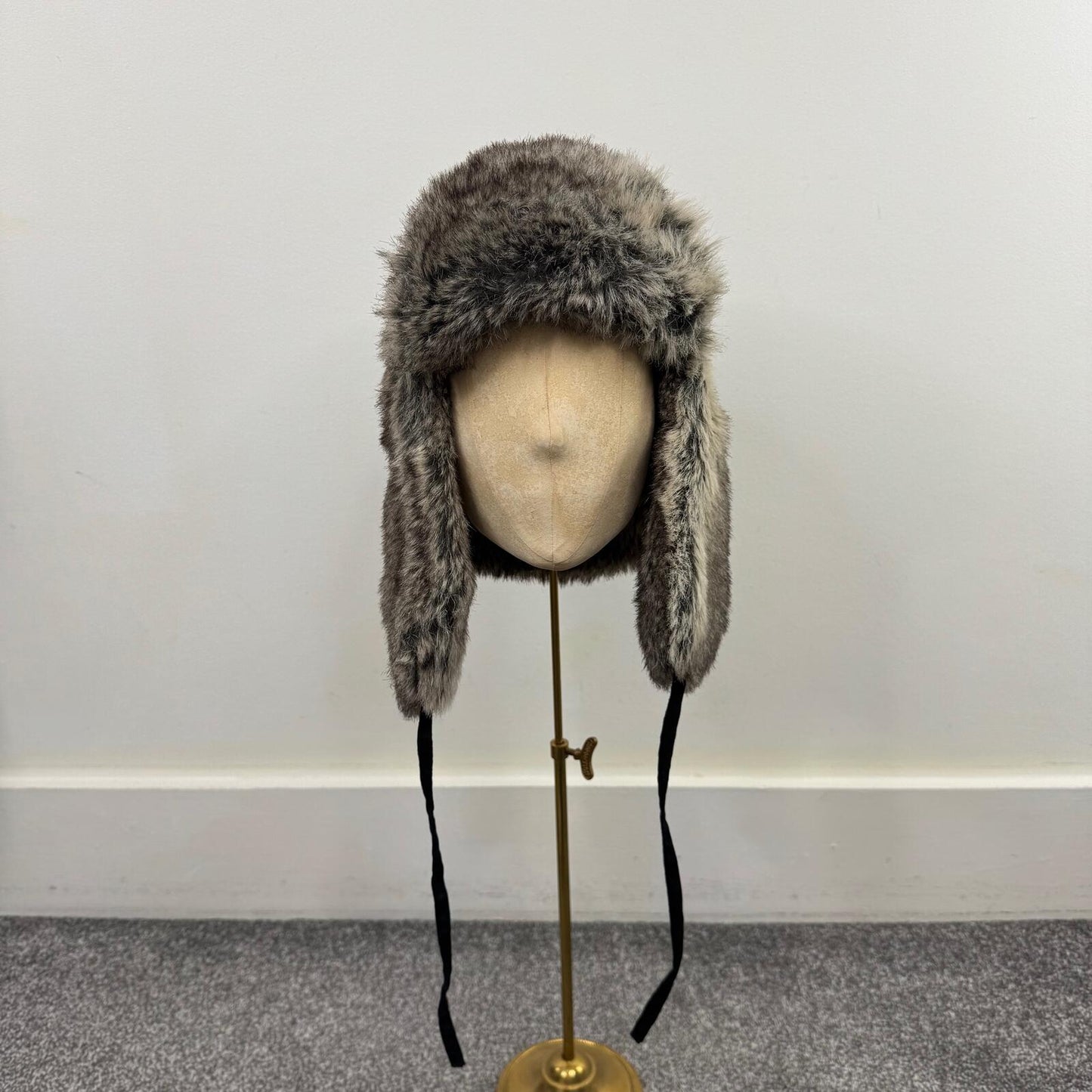 Y2K vintage faux fur trapper hat grey/ brown tone unisex