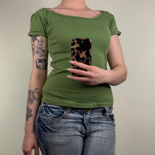 Y2K vintage t-shirt short sleeve top button round neckline thermal style green
