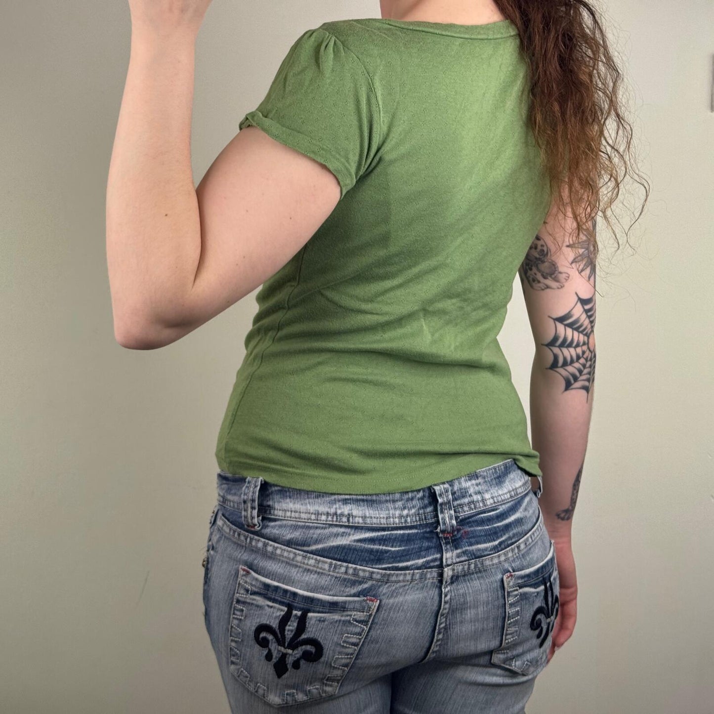 Y2K vintage t-shirt short sleeve top button round neckline thermal style green