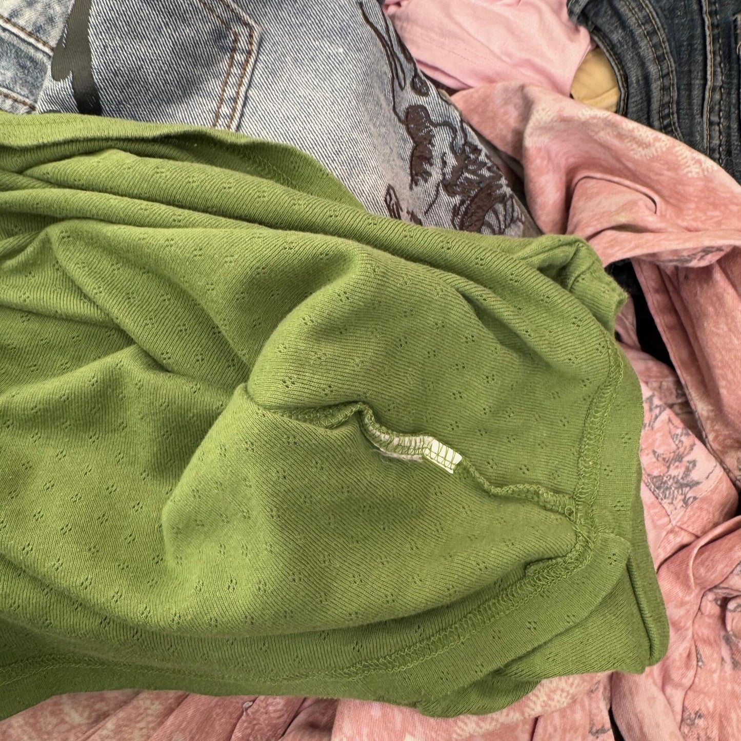 Y2K vintage t-shirt short sleeve top button round neckline thermal style green
