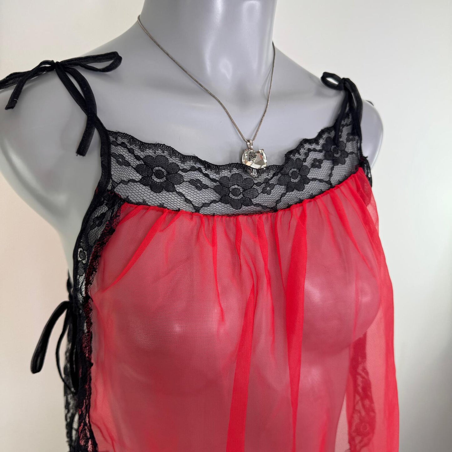 Vintage mesh cami top lace trim adjustable bow strap red black lingerie