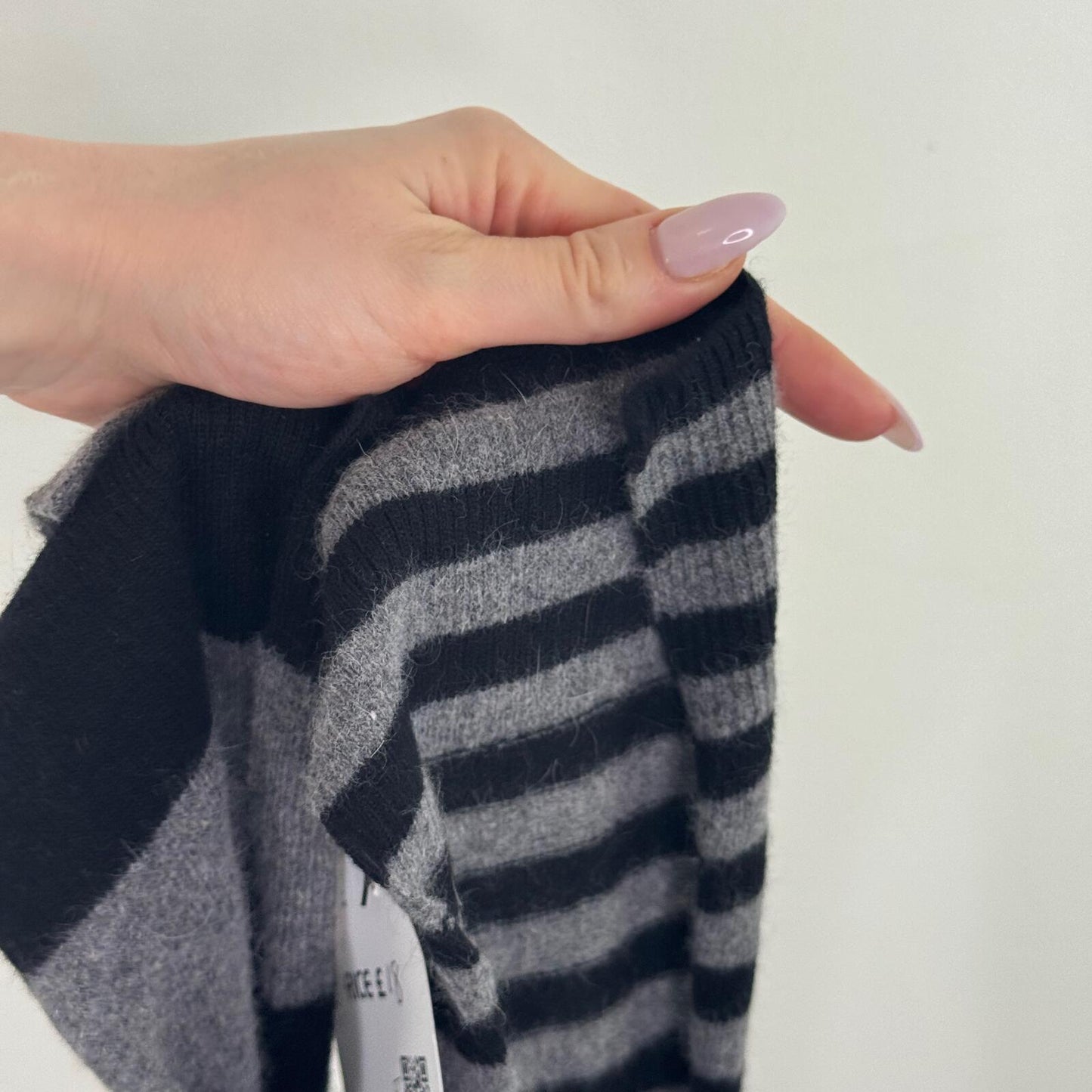 Y2K vintage thin scarf stripe long wool / mohair blend grey black oversized knit