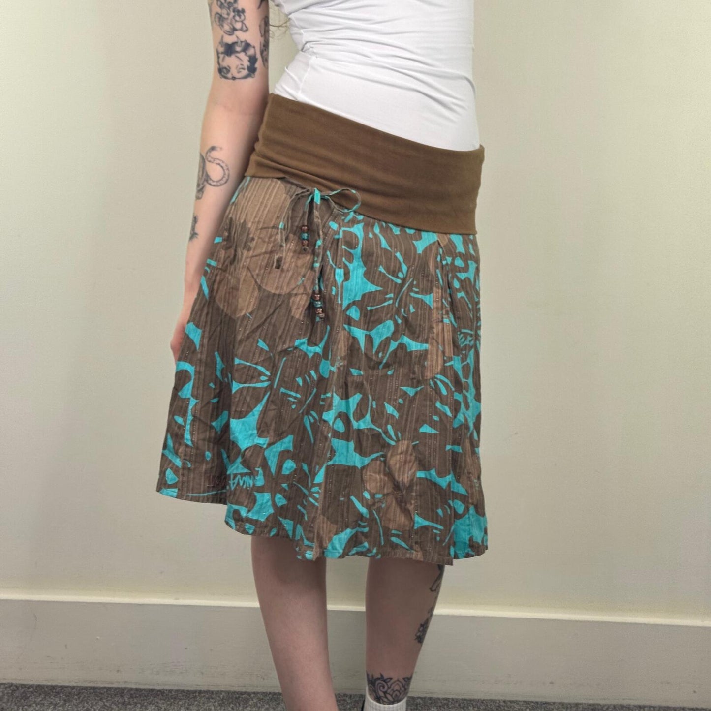 Y2K vintage fold over midi skirt stretchy waistband bow hibiscus floral sparkly