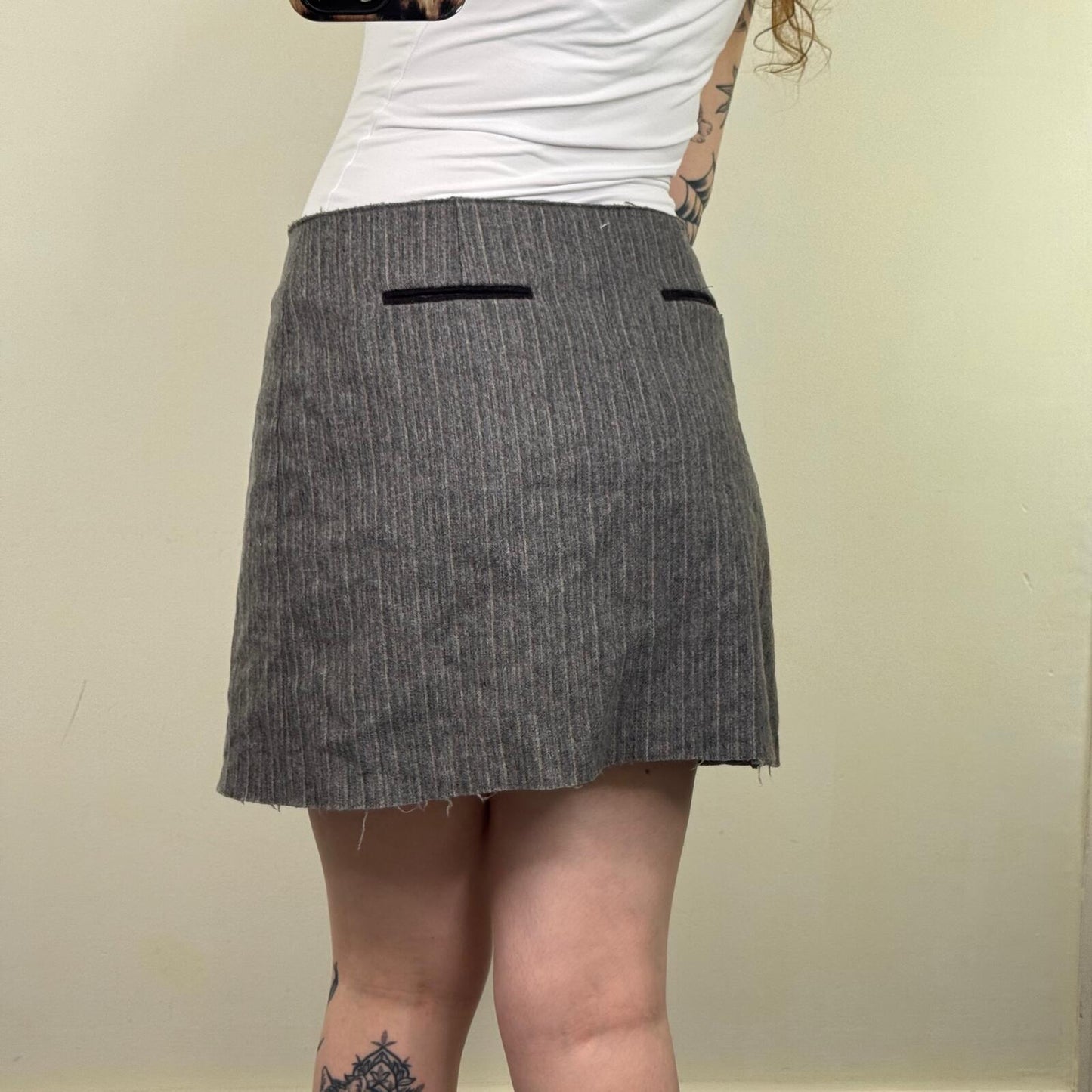 Nicole Farhi mini skirt pinstripe wool silk blend popper button grey pleat