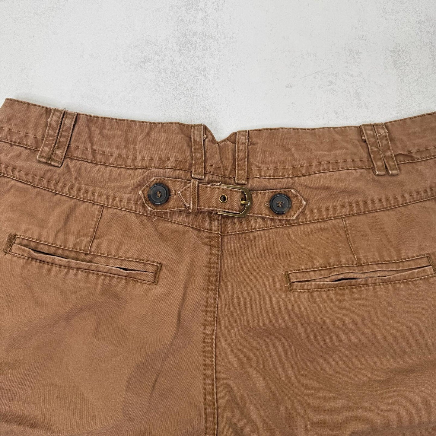 Y2K vintage cargo mini shorts mid rise buckle brown turn up hem pockets