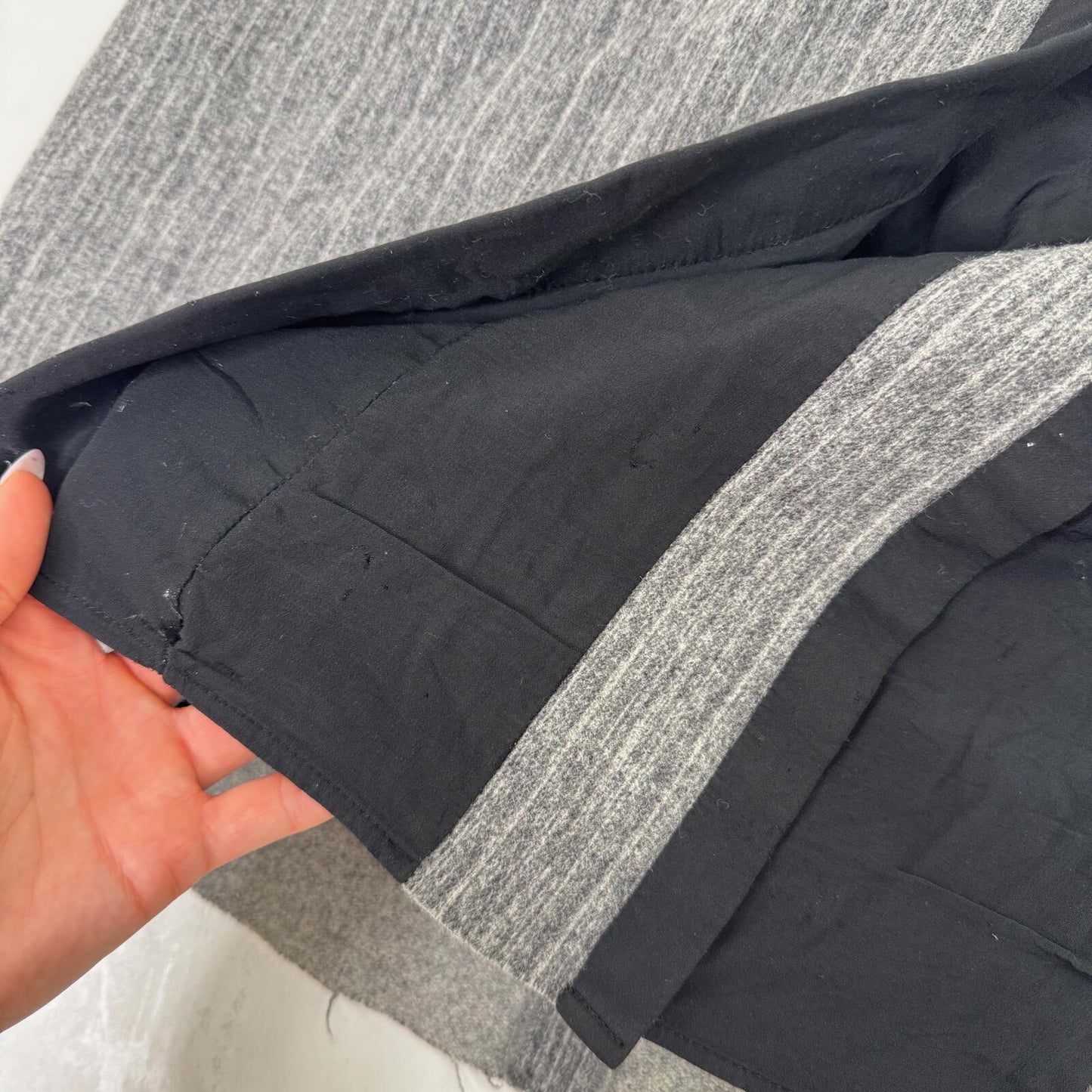 Nicole Farhi mini skirt pinstripe wool silk blend popper button grey pleat