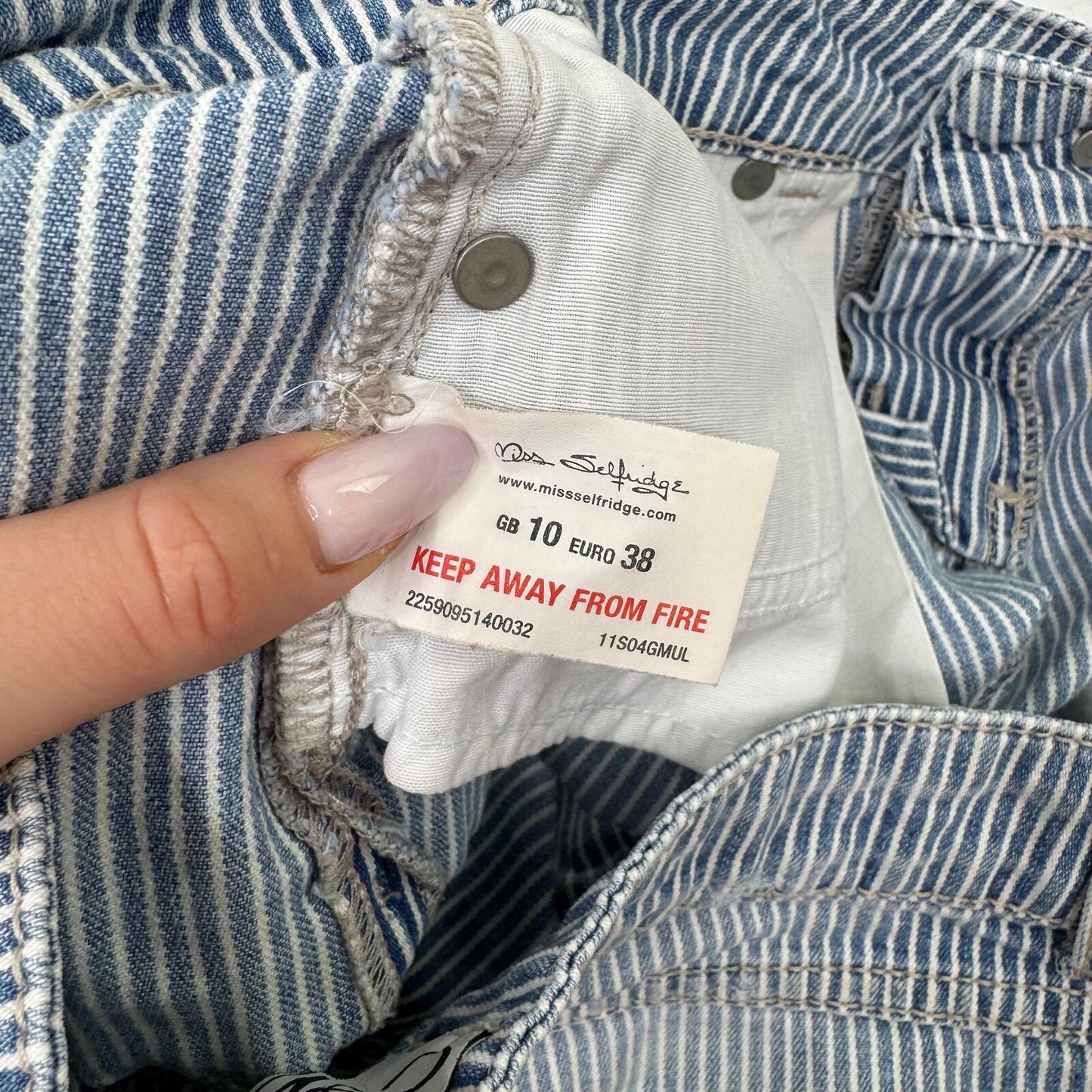 Y2K vintage low rise mini shorts denim faded turn up hem pinstripe