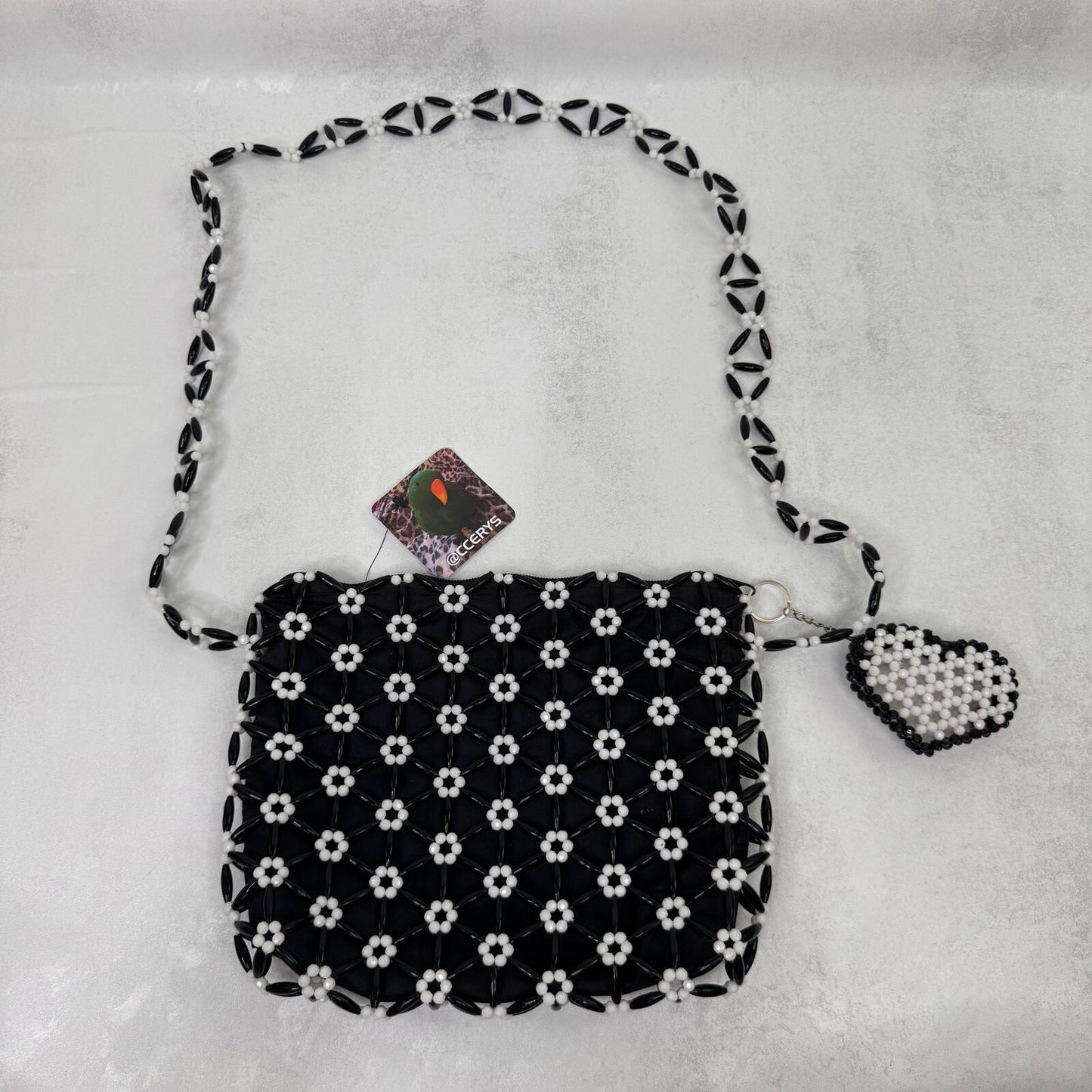 Y2K vintage beaded bag heart flower pattern crossbody black white
