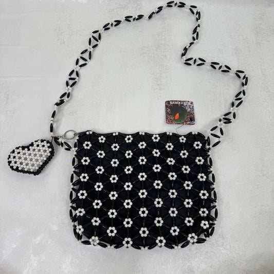 Y2K vintage beaded bag heart flower pattern crossbody black white