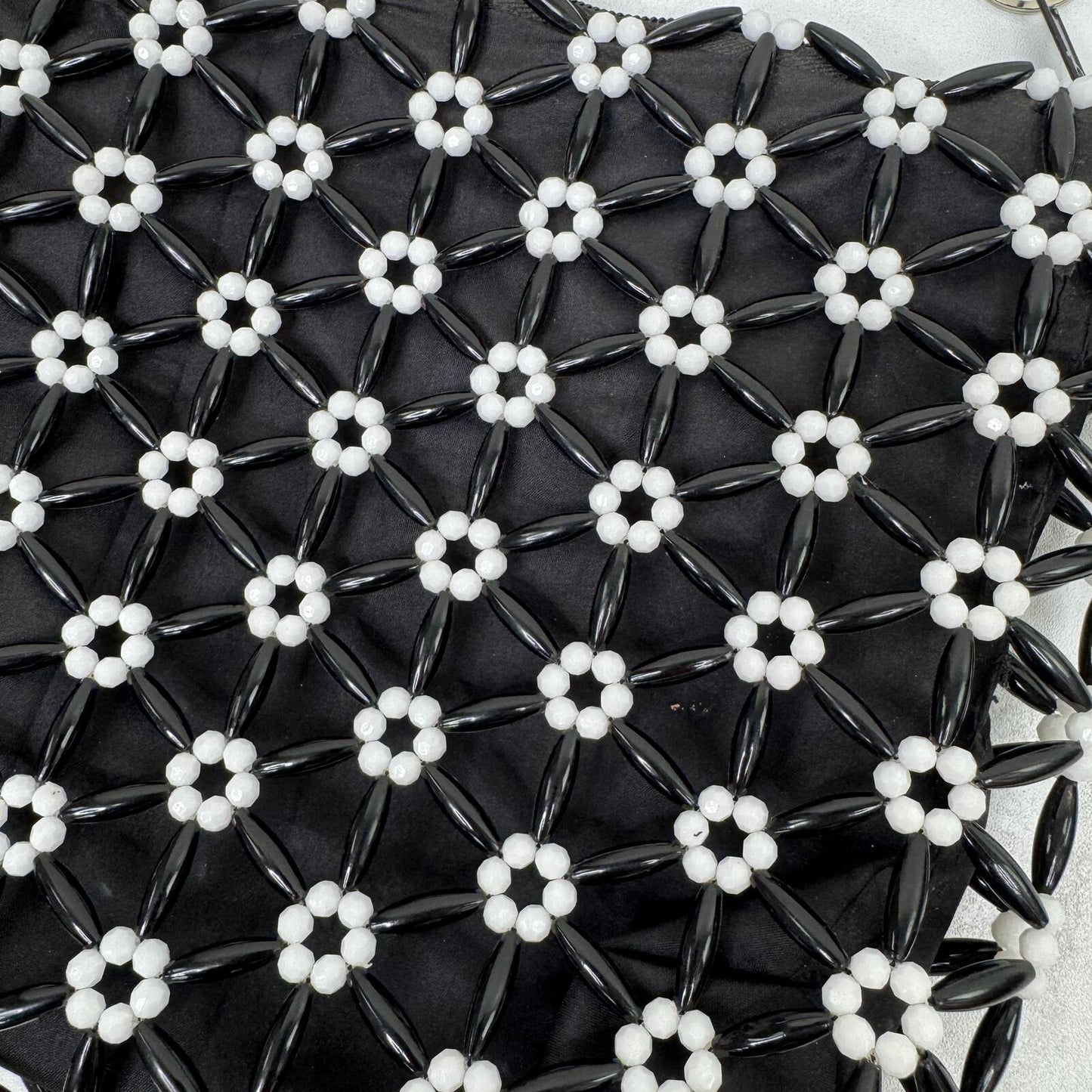 Y2K vintage beaded bag heart flower pattern crossbody black white