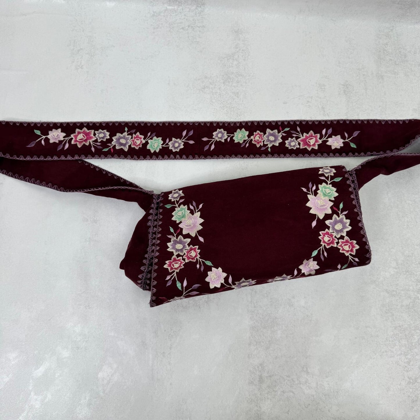 Y2K vintage Oasis messanger bag crossbody boho floral embroidery faux suede