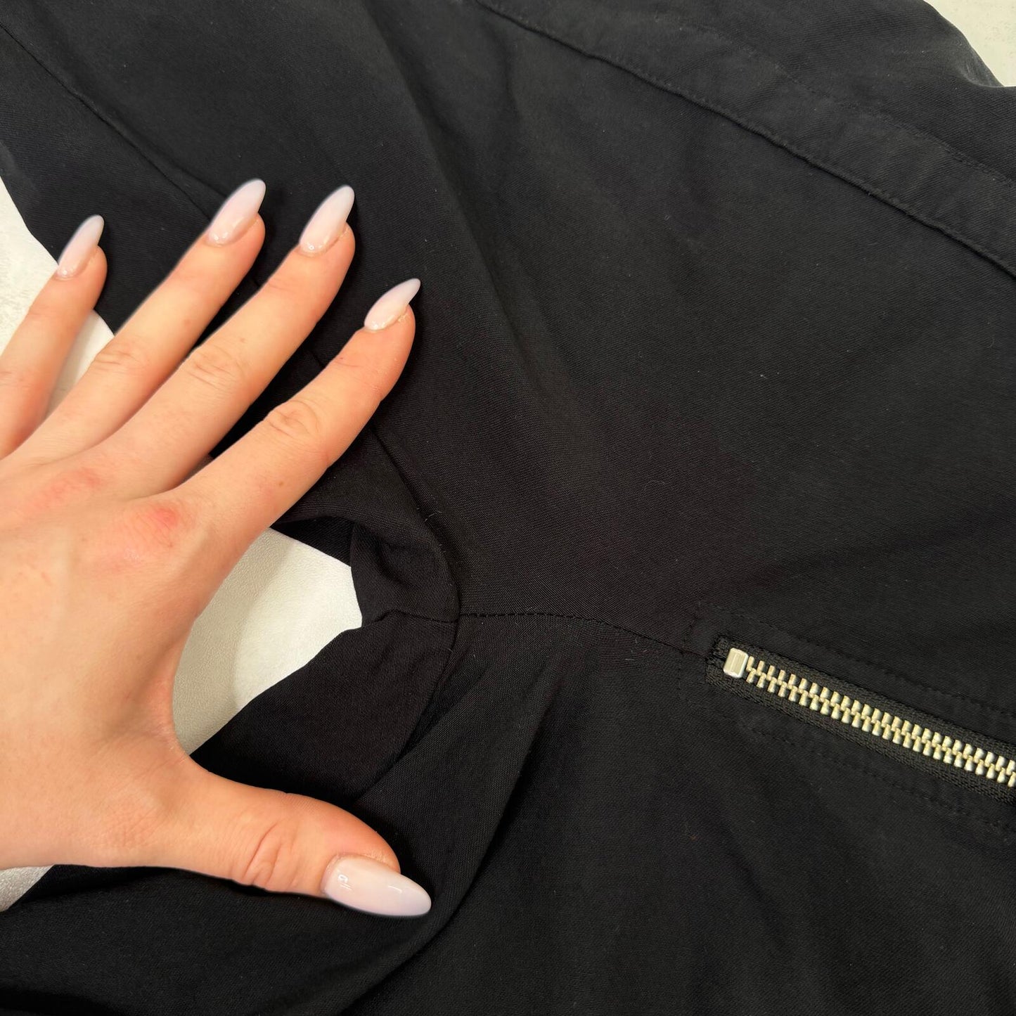 Vintage Lip Service capri trousers low rise stretchy studded zip up cropped stud