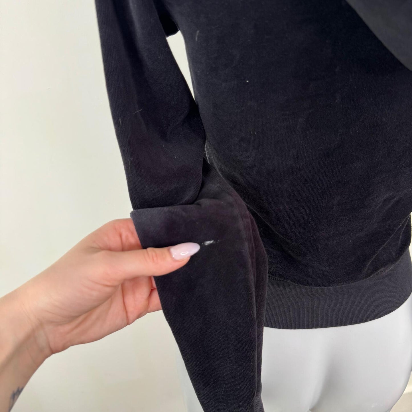 Y2K vintage Juicy Couture hoodie zip up velour fitted black silver