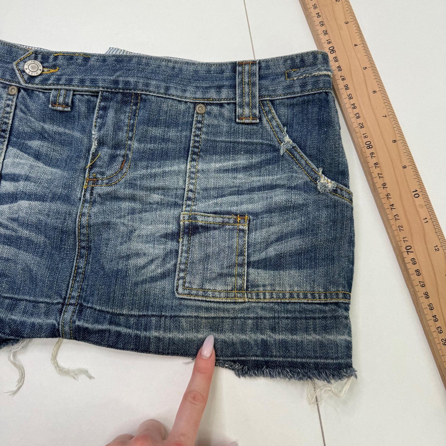 Y2K vintage low rise mini skirt micro faded blue denim wash fraying hem utility