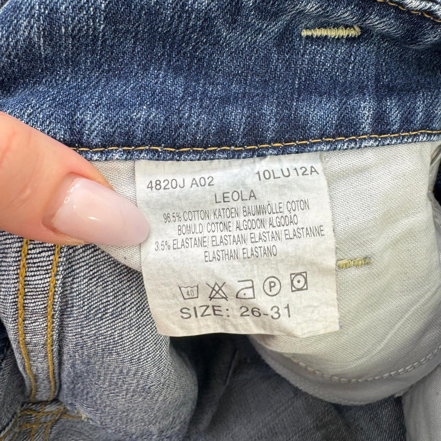 Y2K vintage Lee mini shorts low rise distressed denim stretchy