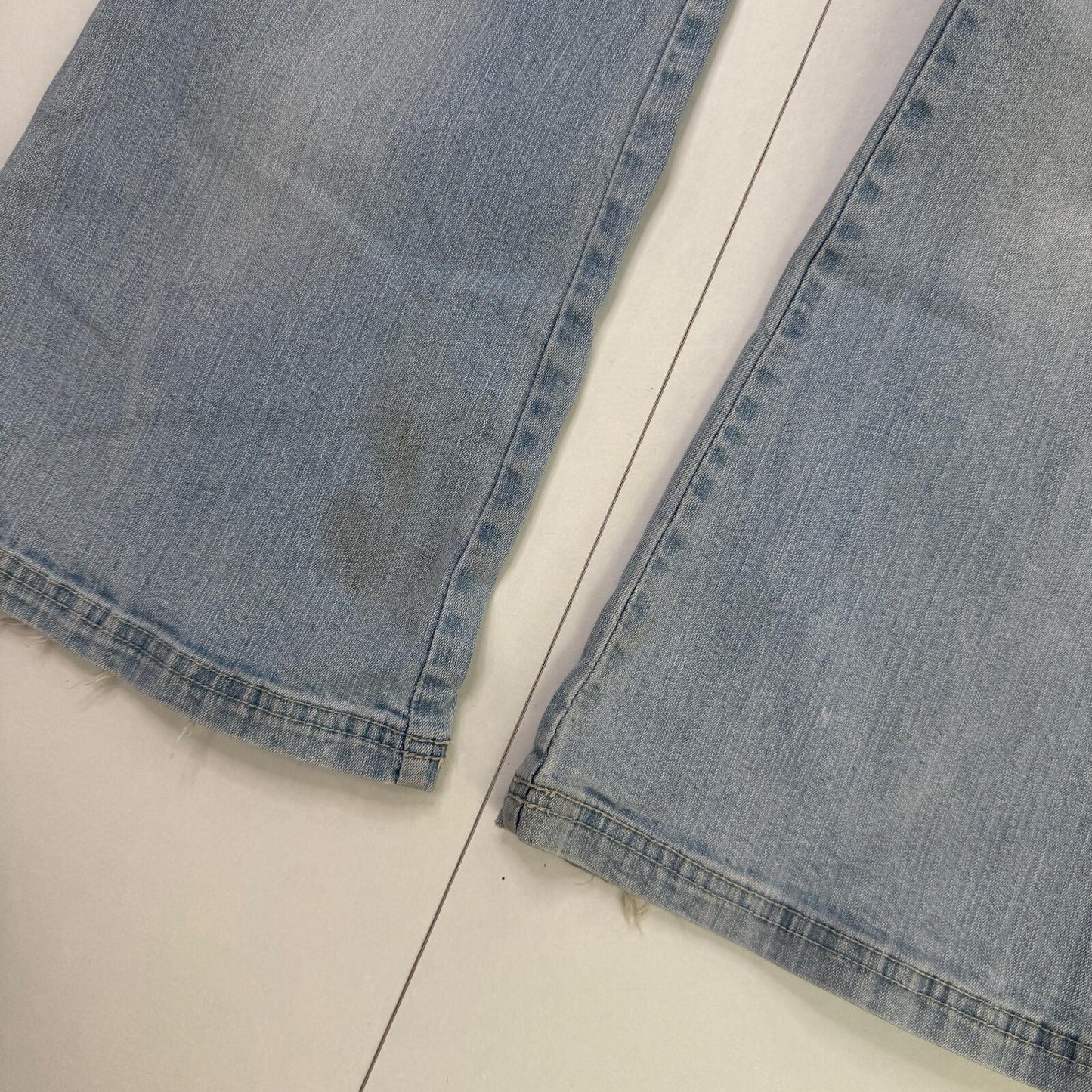Y2K vintage bootcut denim jeans light blue faded wash stretchy embroidered