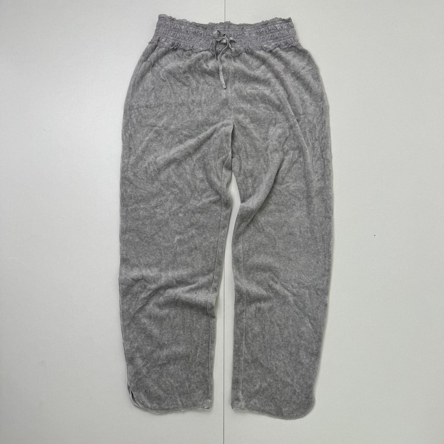 Y2K vintage velvet joggers cropped lace trim waistband bow stretchy short length