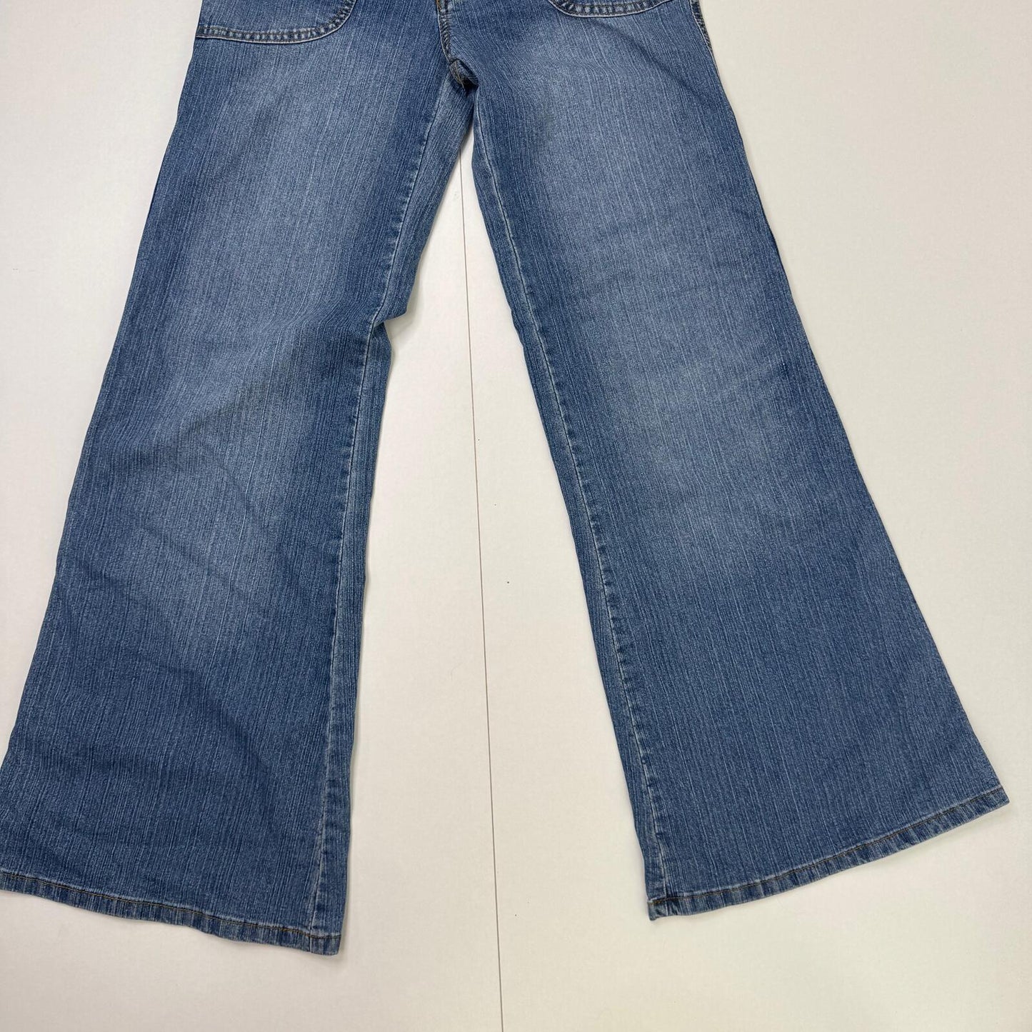 Y2K vintage baggy denim jeans low rise faded light blue cargo pocket stretchy