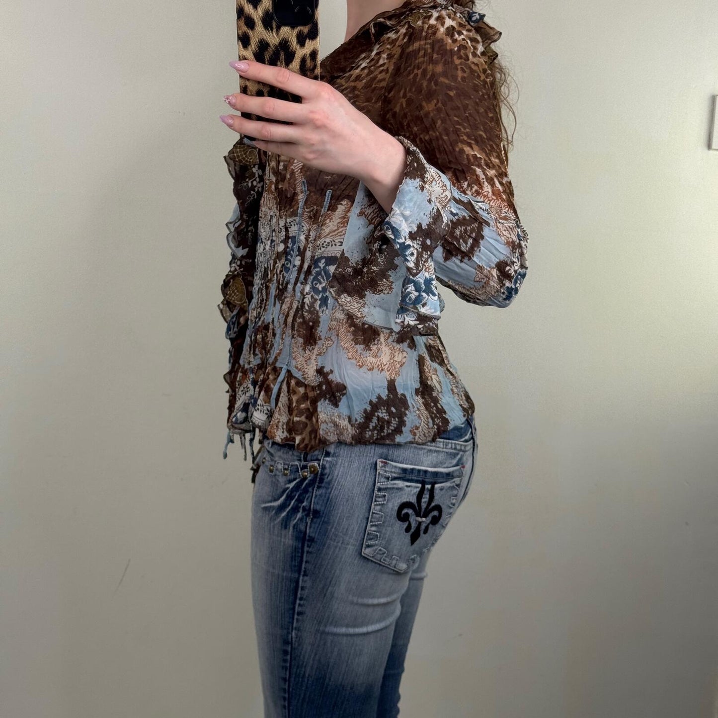 Y2K vintage blouse long sleeve flare frilly ruffle leopard print floral v neck
