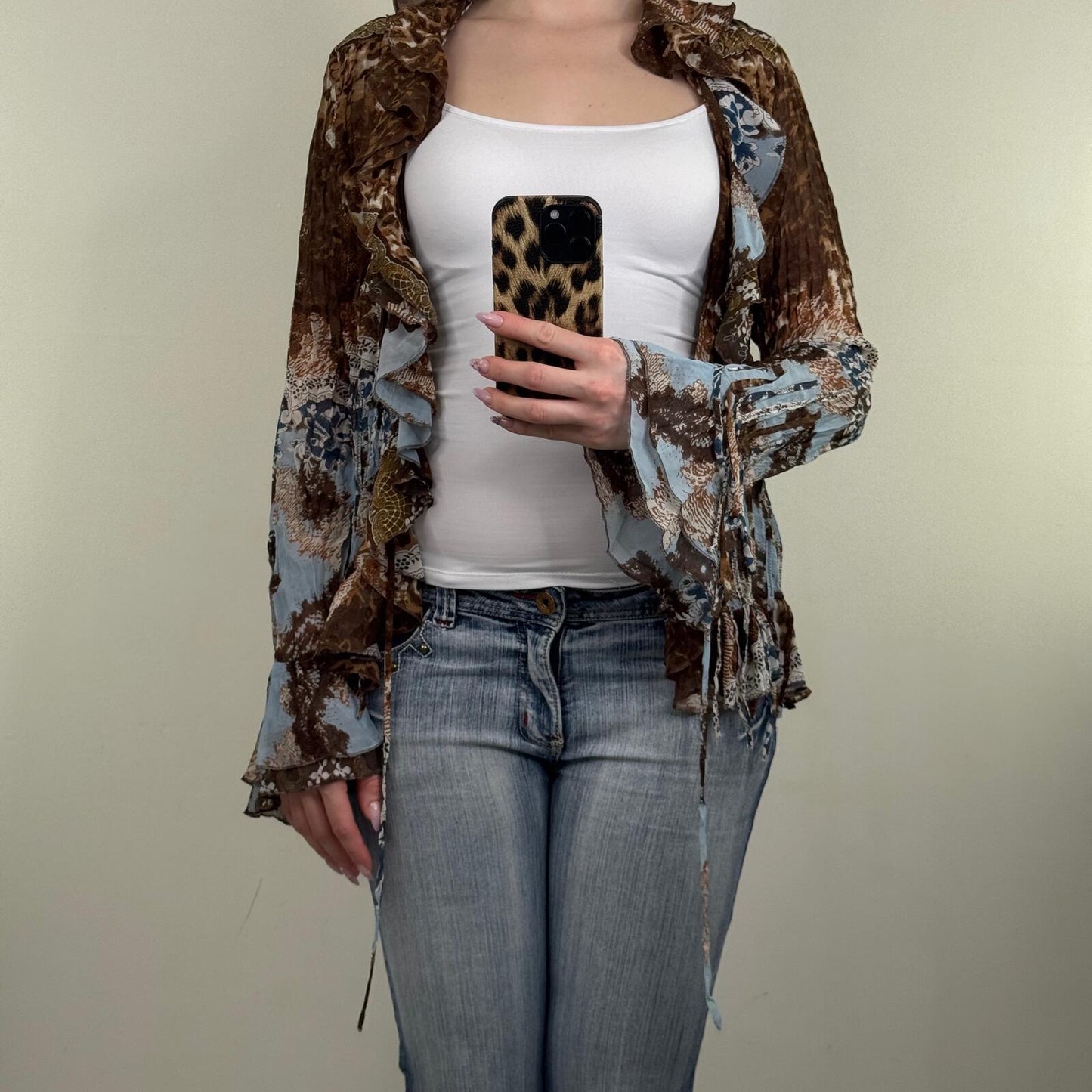 Y2K vintage blouse long sleeve flare frilly ruffle leopard print floral v neck