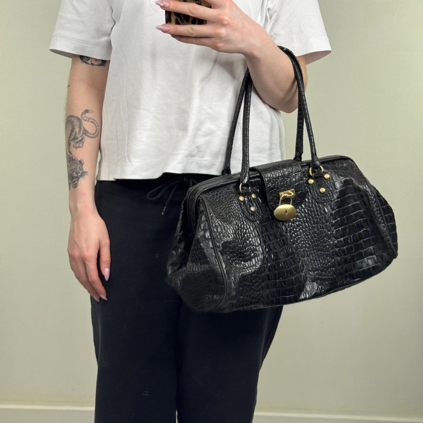 Y2K vintage shoulder bag genuine leather doctors croc print gold black medium