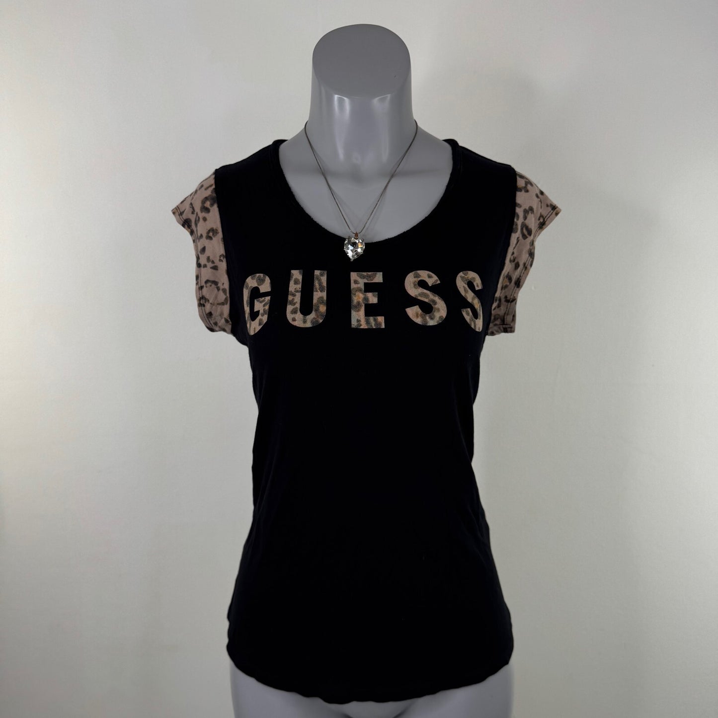 Y2K vintage Guess cap short sleeve top leopard logo spell out stretchy