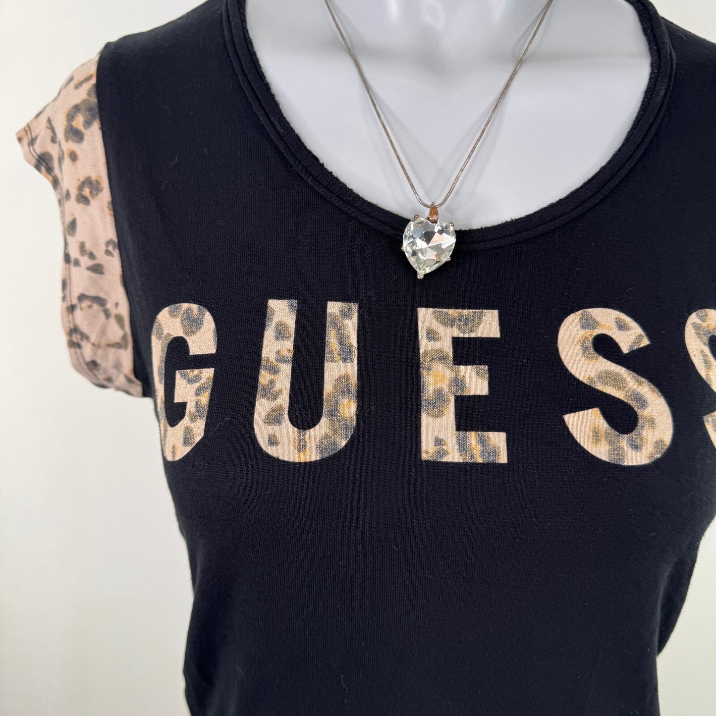 Y2K vintage Guess cap short sleeve top leopard logo spell out stretchy