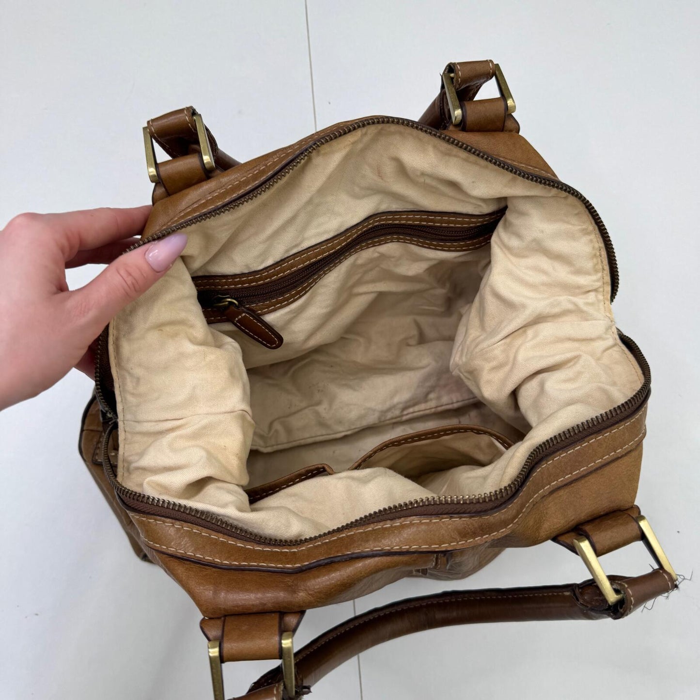 Y2K vintage handbag genuine leather faded worn brown medium contrast stitch