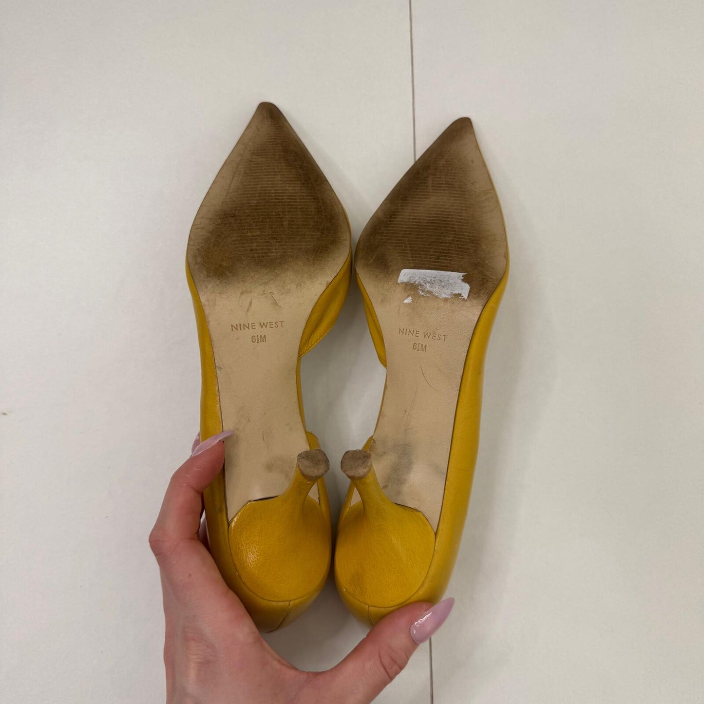 Y2K vintage genuine leather court heels pointed toe yellow stiletto