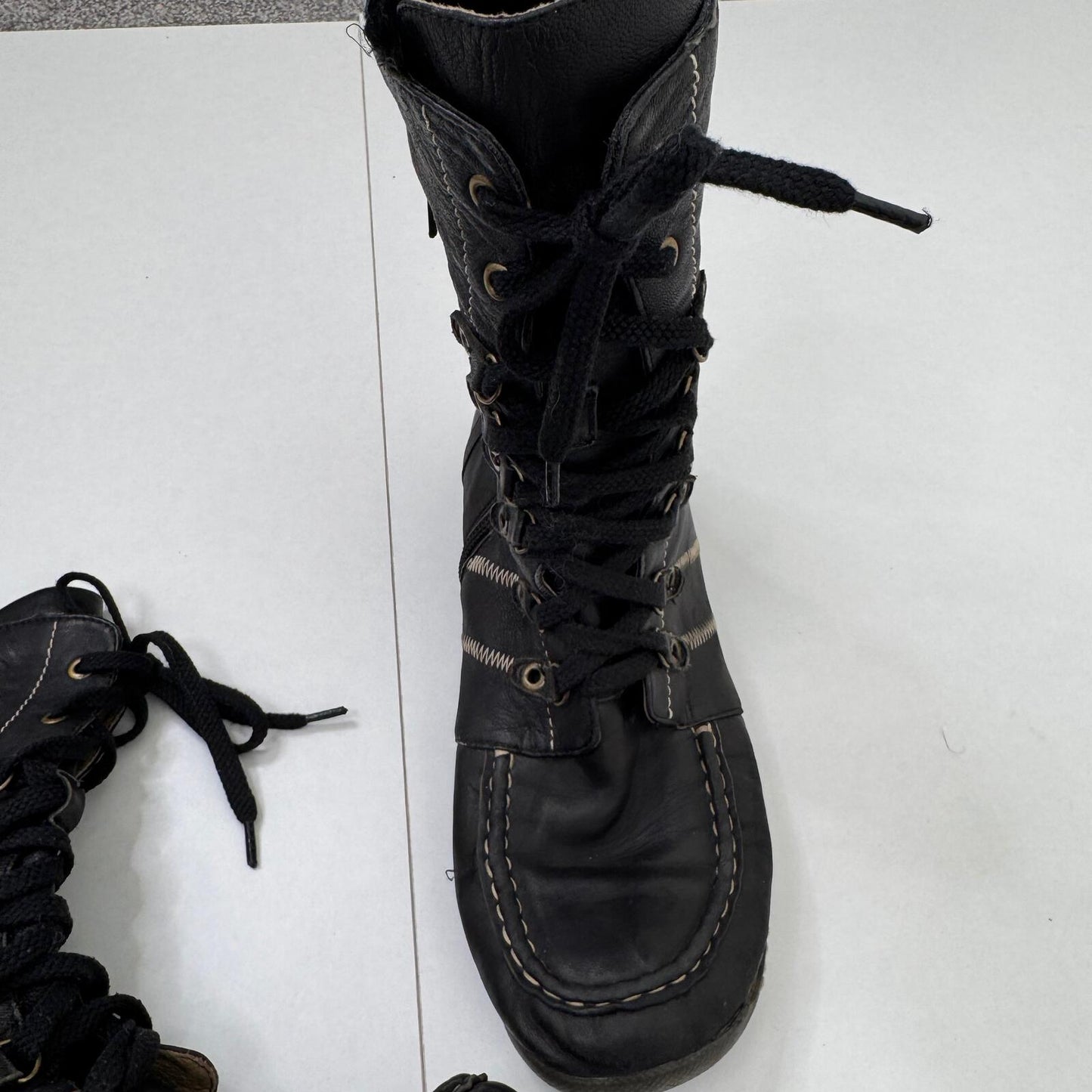 Y2K vintage boots genuine soft leather mid calf length contrast stitch lace up