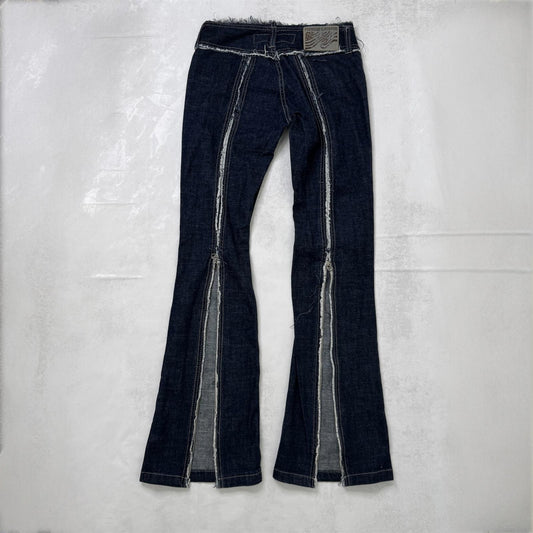 Y2K vintage low rise bootcut denim jeans zippers fraying hem dark blue wash