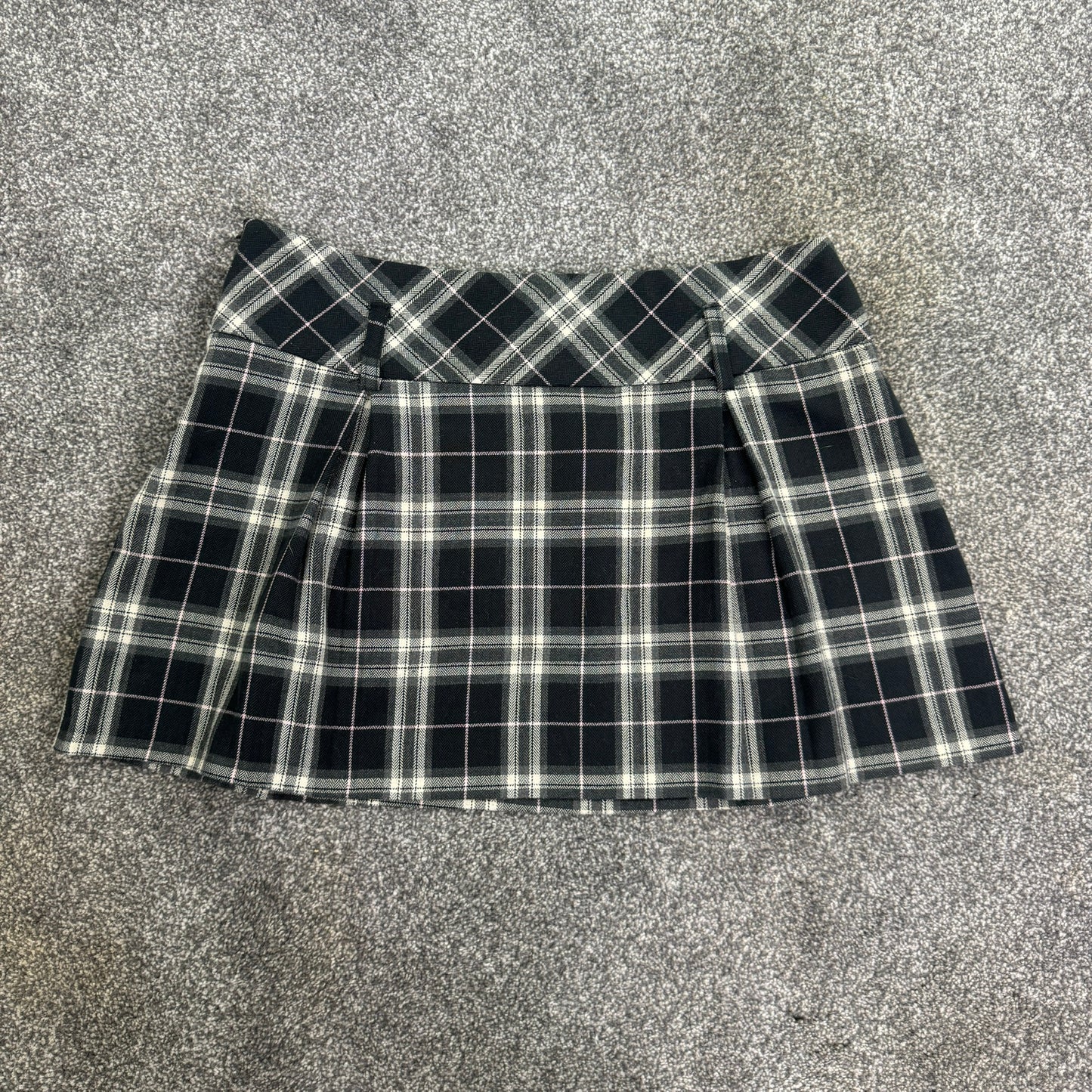 Y2K vinatge low rise tartan mini skirt