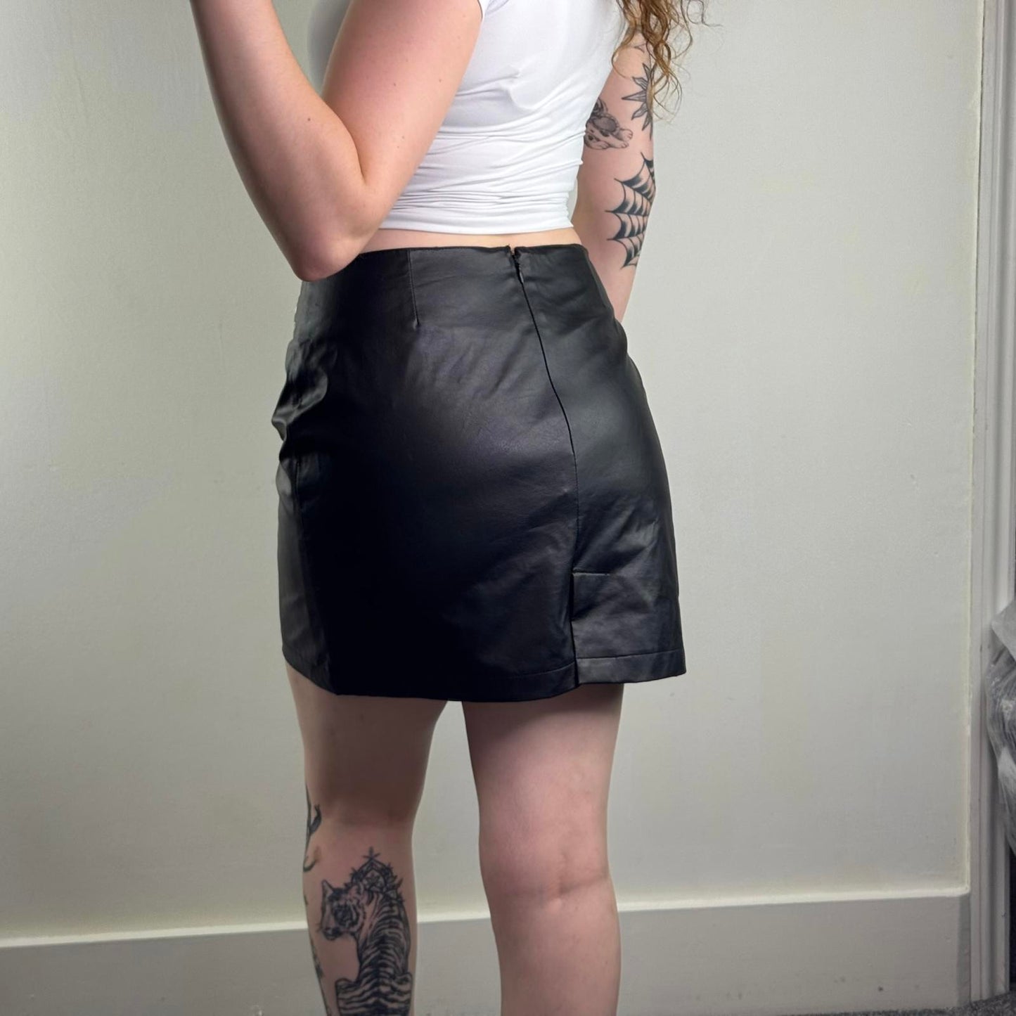 Y2K vintage faux leather studded mini skirt grommet eyelet mid rise alt emo goth
