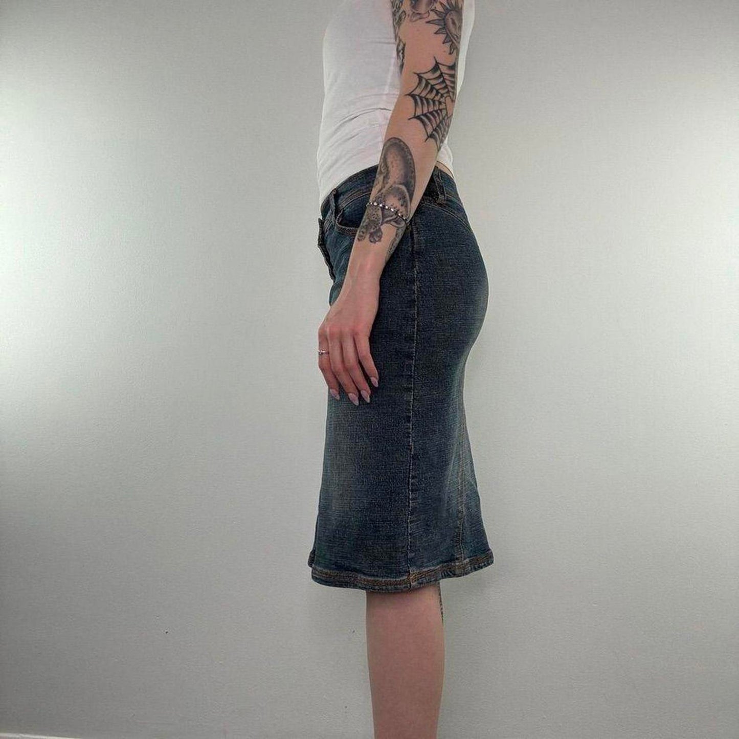 Y2K vintage low rise faded denim midi skirt dark blue button up