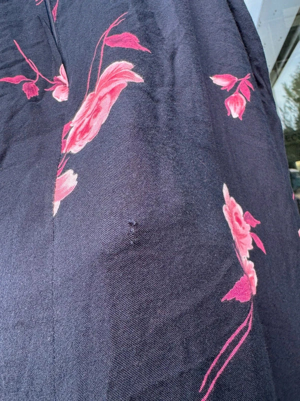 Y2K vintage  maxi skirt a line floral navy lightweight summer pink