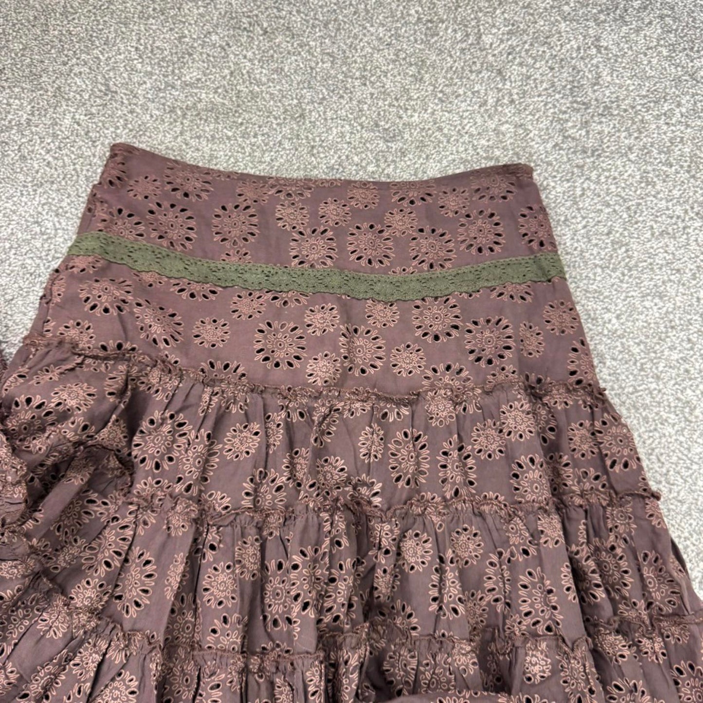 Y2K vintage midi skirt tiered a line floral cut out pattern broderie anglaise