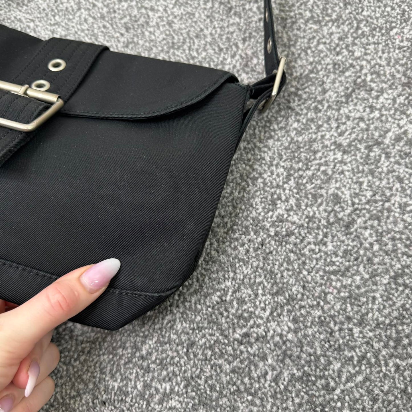 Y2K vintage Gap mini shoulder bag buckle canvas grommet small black silver