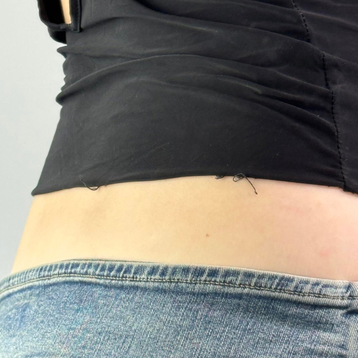 Y2K vintage slinky keyhole cut out cami top stretchy fitted racerback lace trim