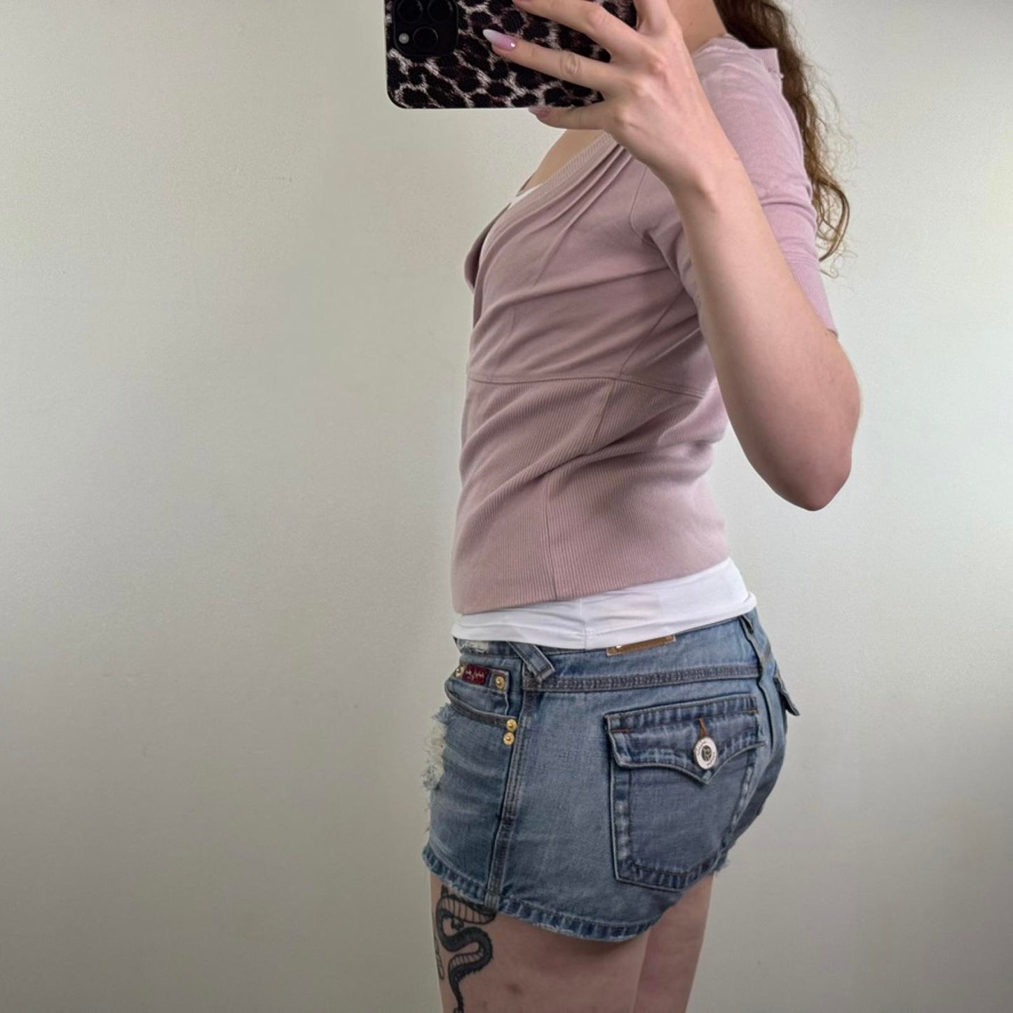 Y2K vintage short sleeve jumper sweatshirt v neck ribbed dusty pink