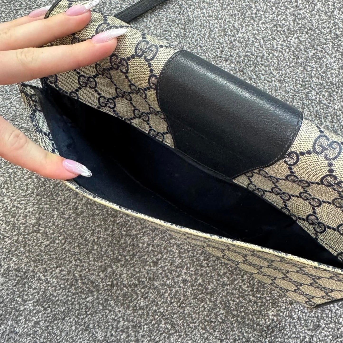 Vintage Gucci Ophidia canvas crossbody bag monogram navy blue cream clutch