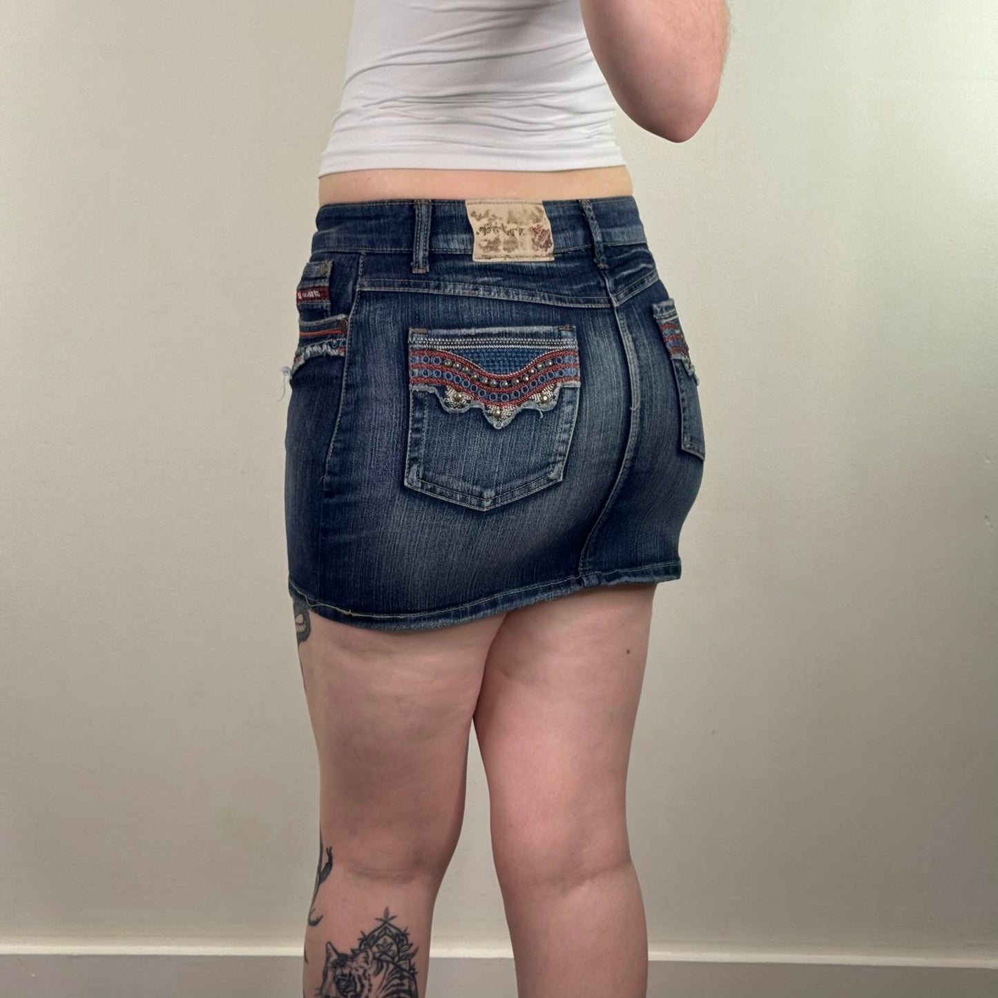 Y2K vintage mid rise stretchy denim mini skirt studded embroidered dark blue