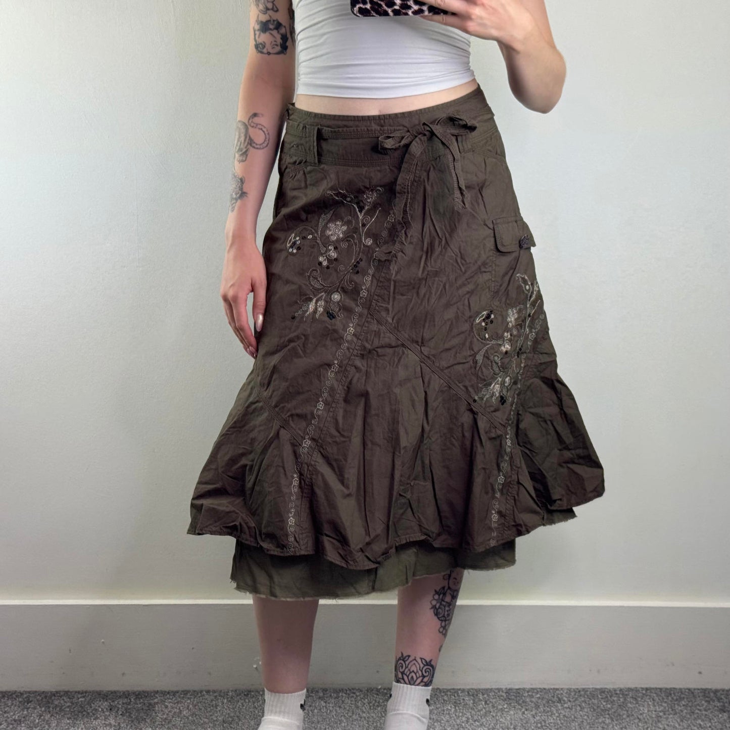 Y2K vintage midi skirt floral embroidery sequin embellished cargo with belt