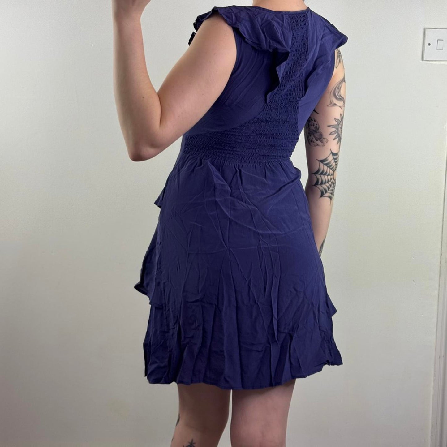 Y2K vintage 100% silk midi dress ruffle layered v neck above knee length purple