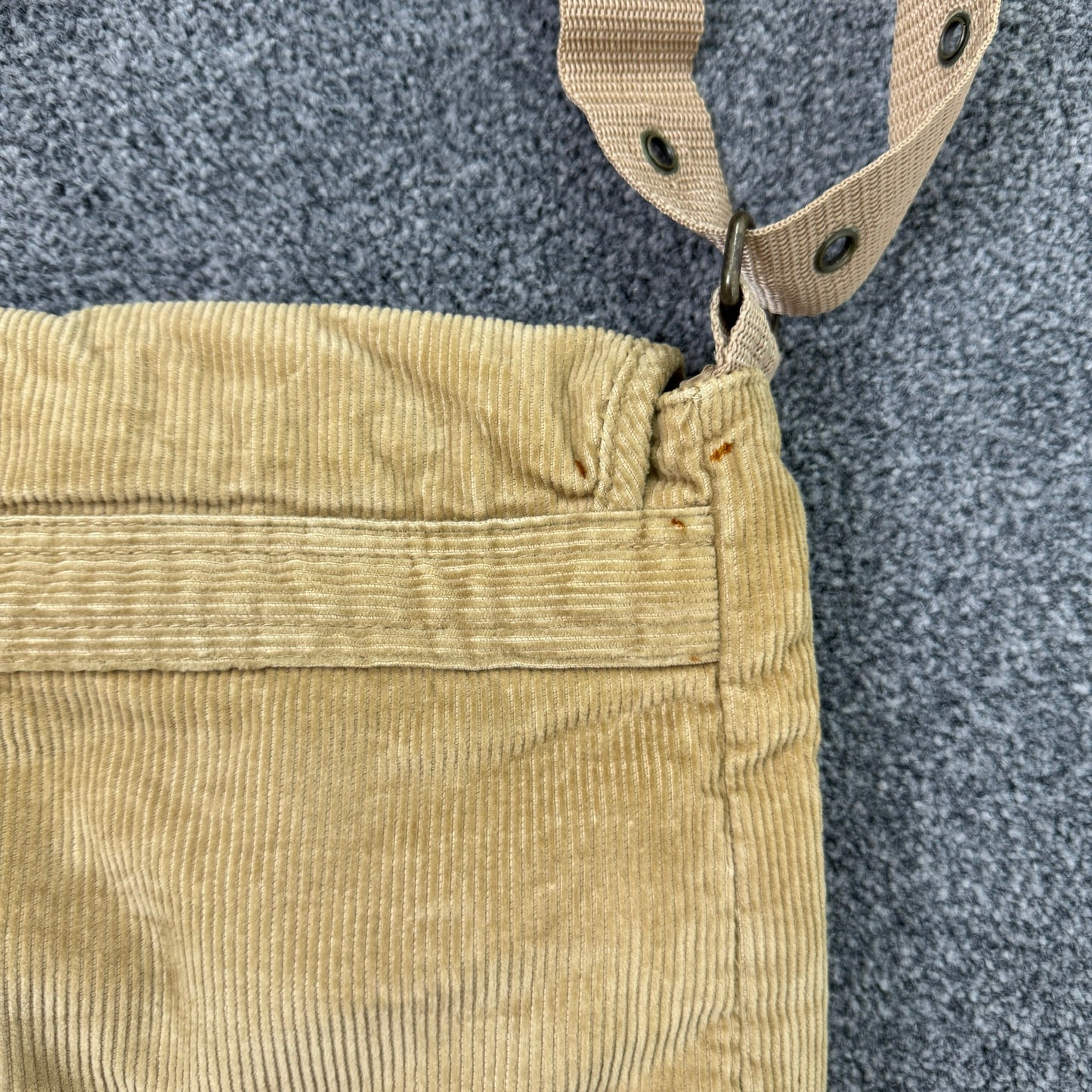 Y2K grommet corduroy side bag