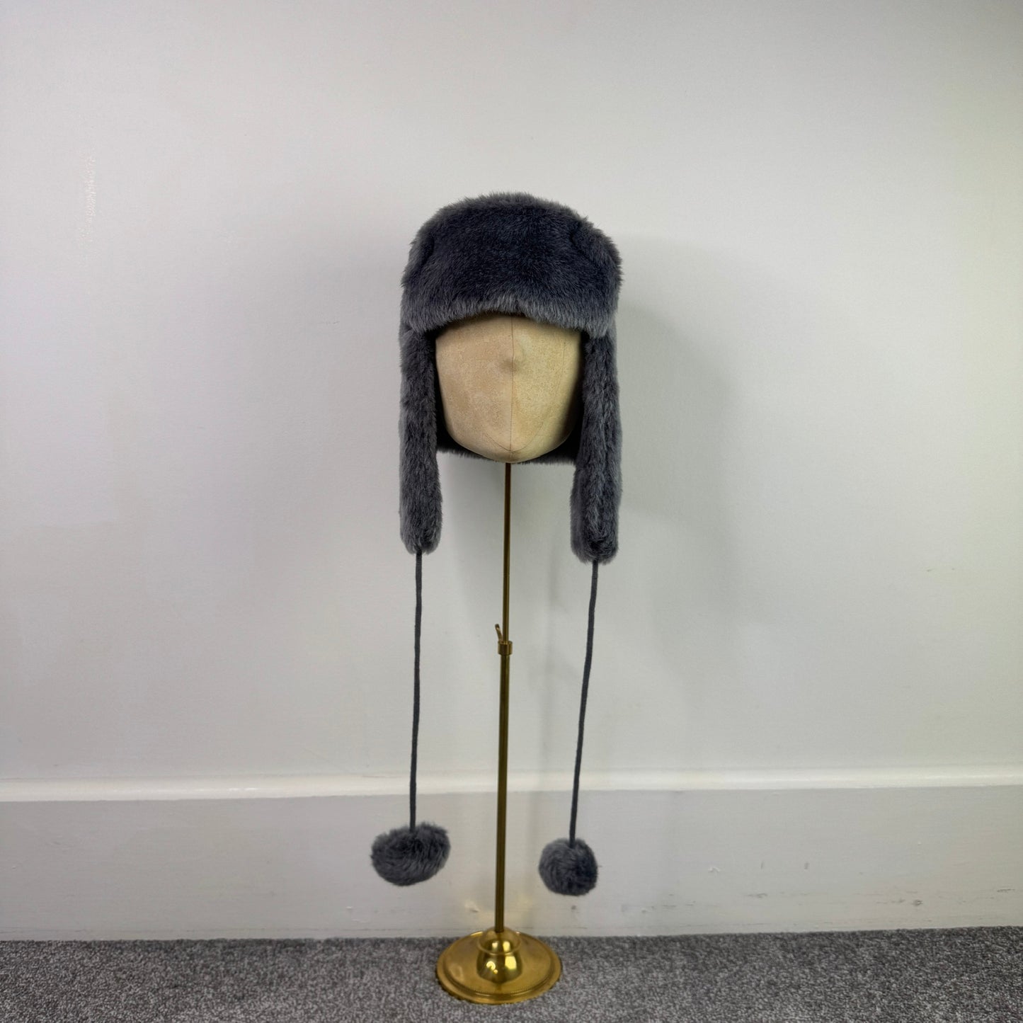 Y2K vintage grey faux fur trapper hat pom poms