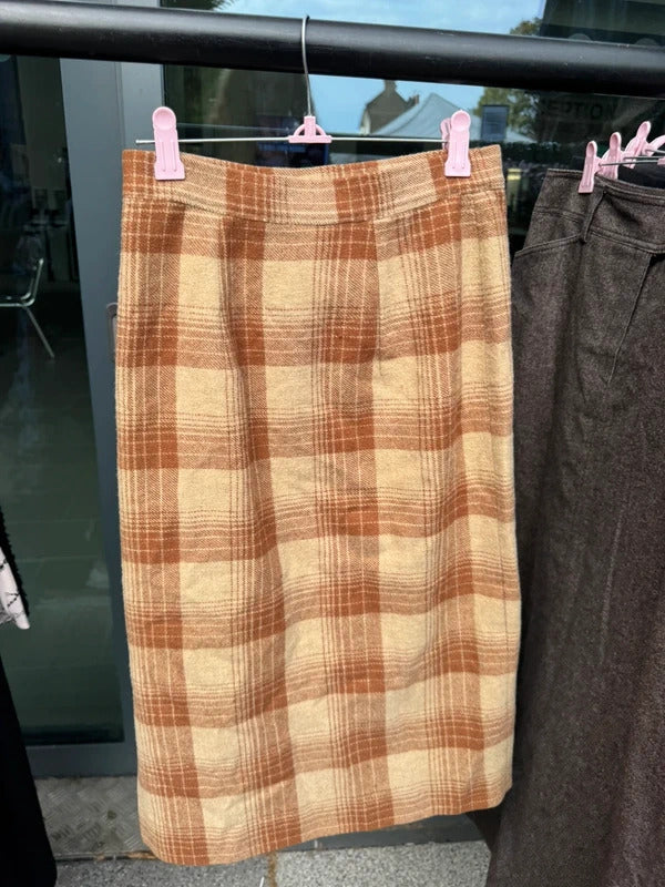 Vintage tartan print midi skirt