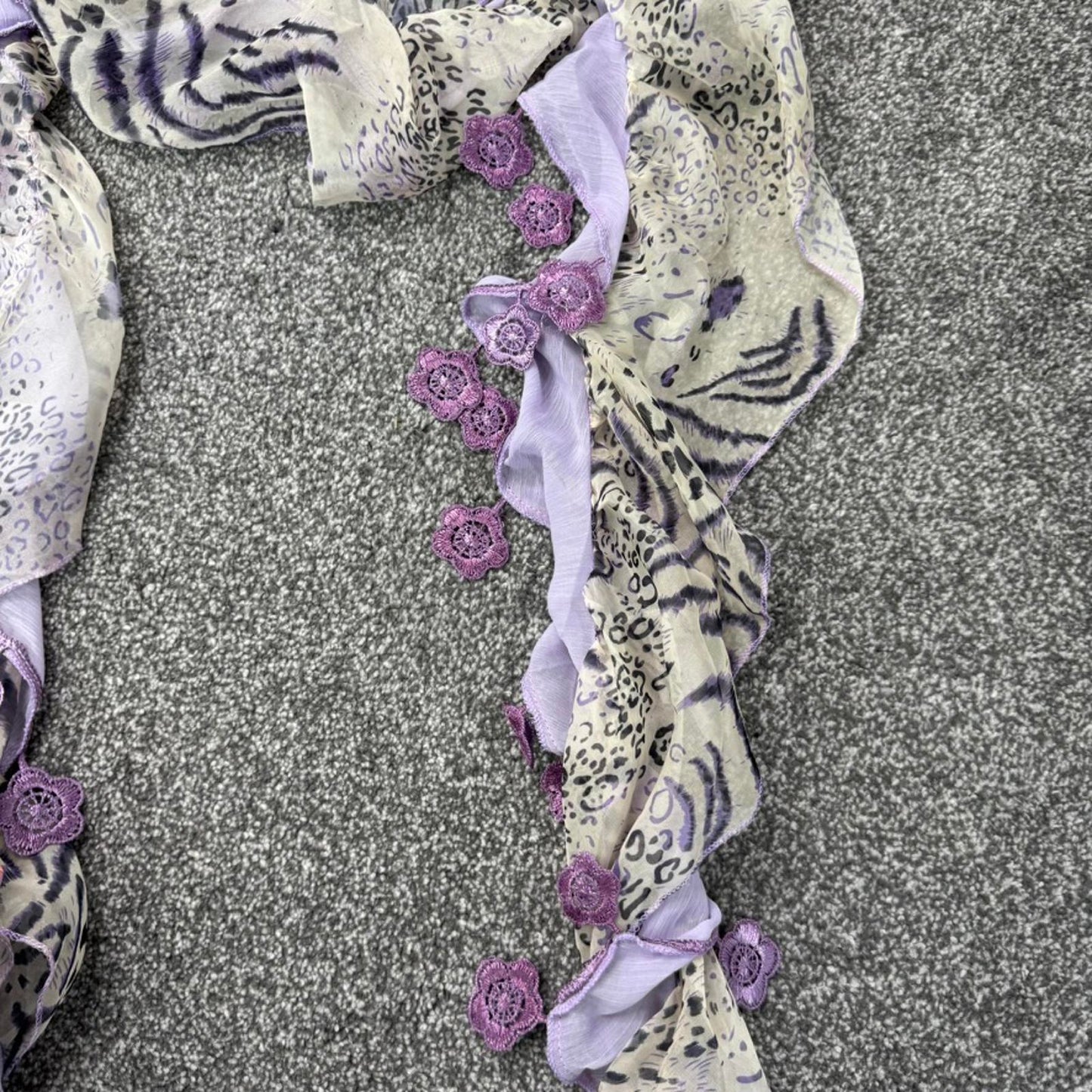Y2K vintage leopard tiger print flower embroidery scarf lilac cream frilly